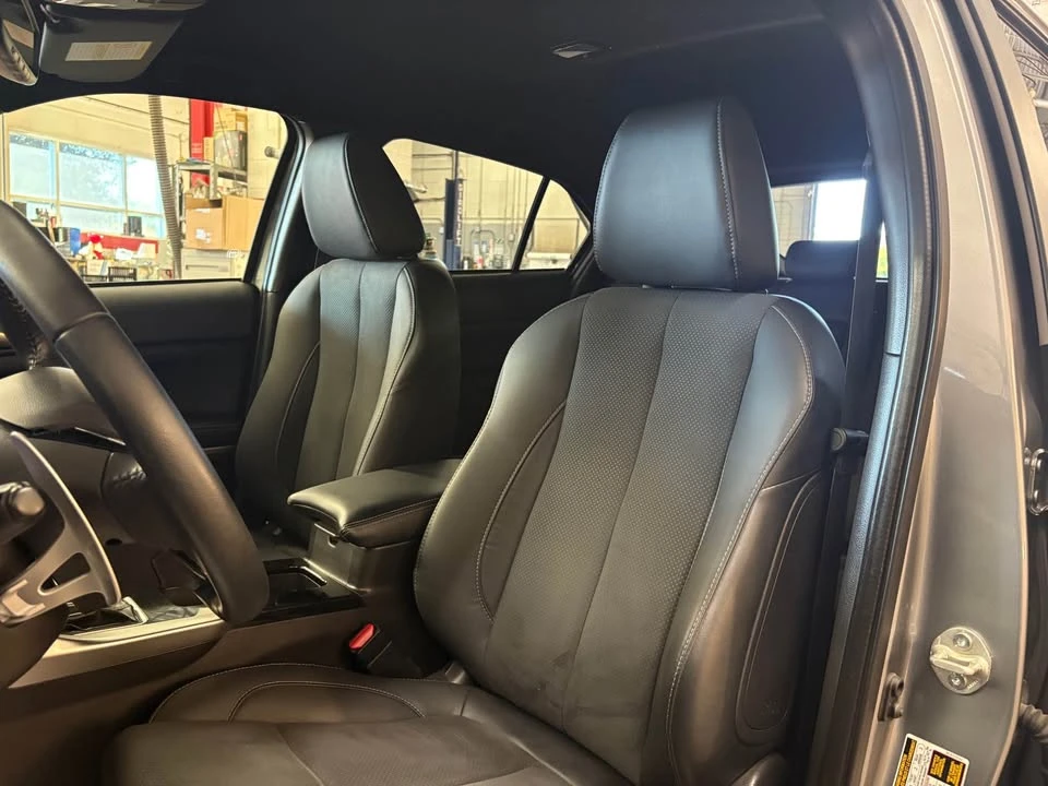 2023 Mitsubishi Eclipse Cross - Image 8 of 13