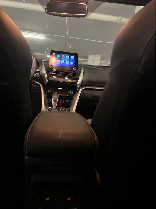 2023 Mitsubishi Eclipse Cross - Image 10 of 12