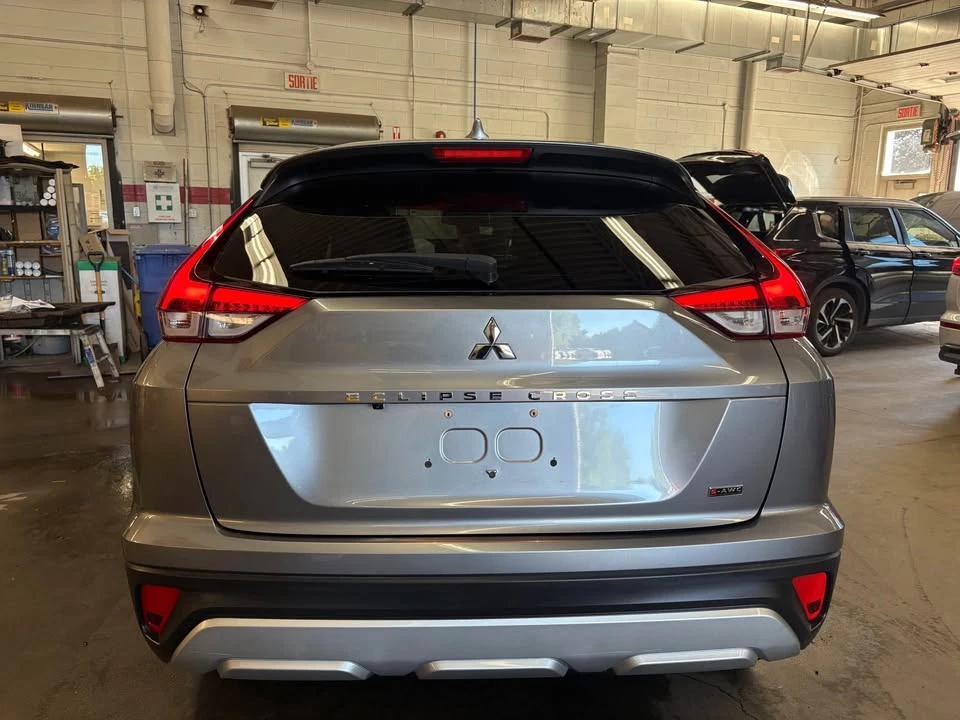 2023 Mitsubishi Eclipse Cross - Image 3 of 13