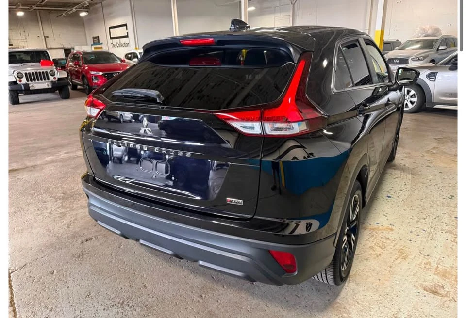 2023 Mitsubishi Eclipse Cross - Image 4 of 6