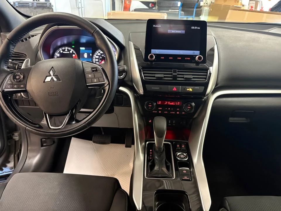 2023 Mitsubishi Eclipse Cross - Image 9 of 13