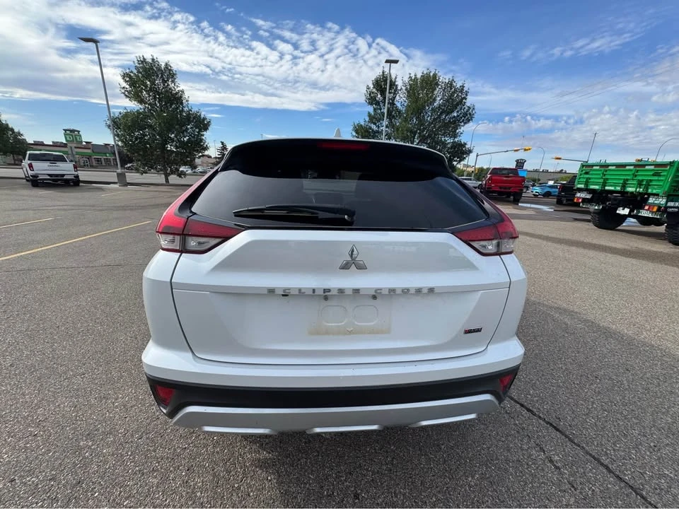 2023 Mitsubishi Eclipse Cross - Image 5 of 13