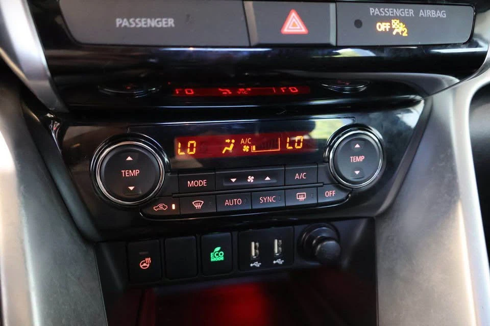 2023 Mitsubishi Eclipse Cross - Image 16 of 17