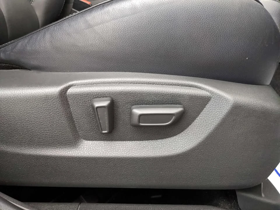 2023 Mitsubishi Eclipse Cross - Image 8 of 20