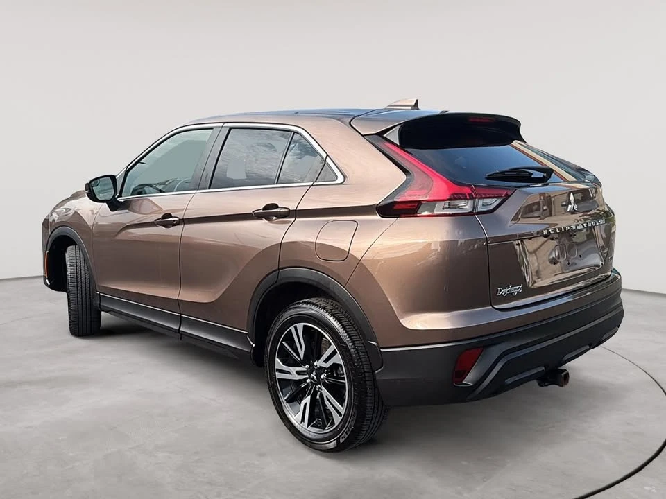 2023 Mitsubishi Eclipse Cross - Image 4 of 19
