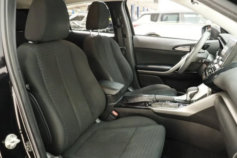 2023 Mitsubishi Eclipse Cross - Image 15 of 20