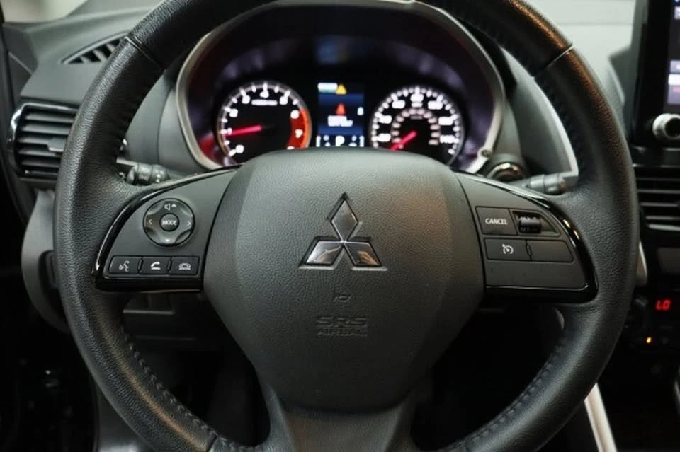 2023 Mitsubishi Eclipse Cross - Image 12 of 20
