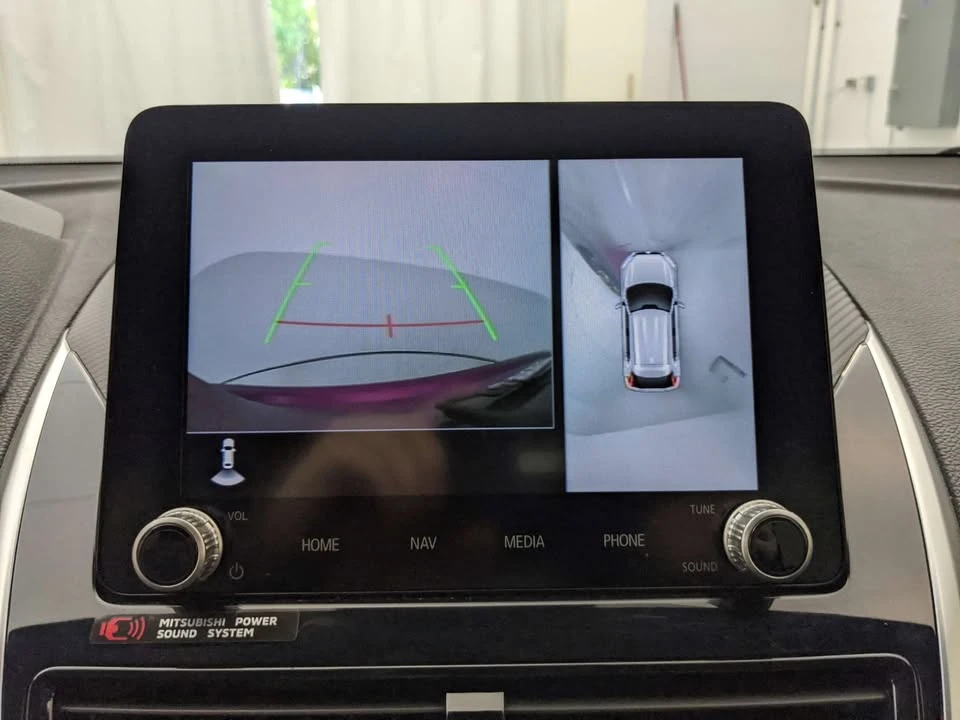 2023 Mitsubishi Eclipse Cross - Image 3 of 20