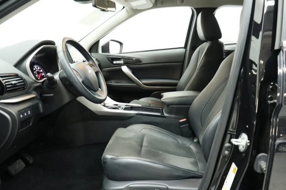 2023 Mitsubishi Eclipse Cross - Image 7 of 20