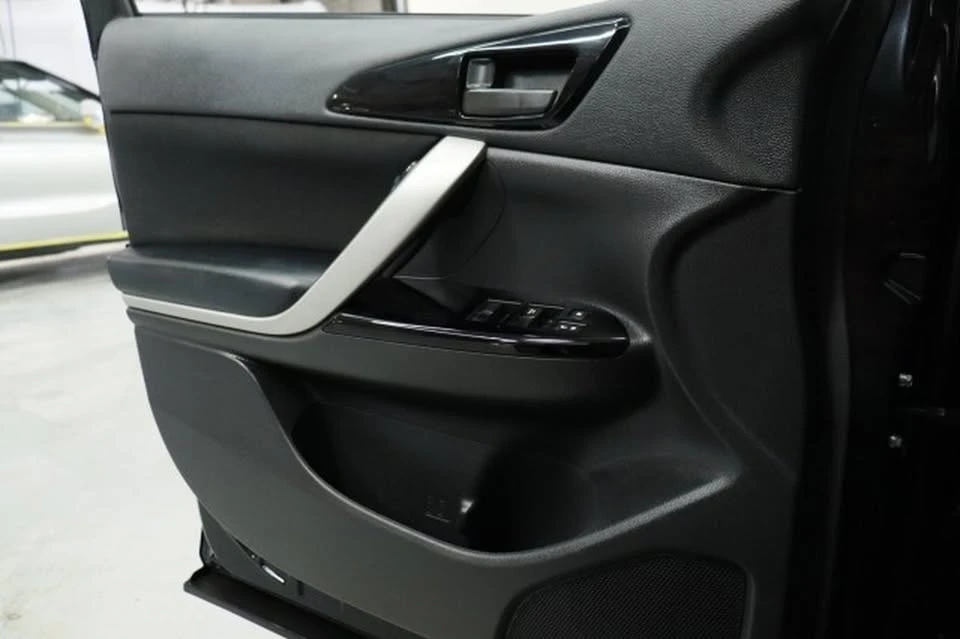 2023 Mitsubishi Eclipse Cross - Image 19 of 20
