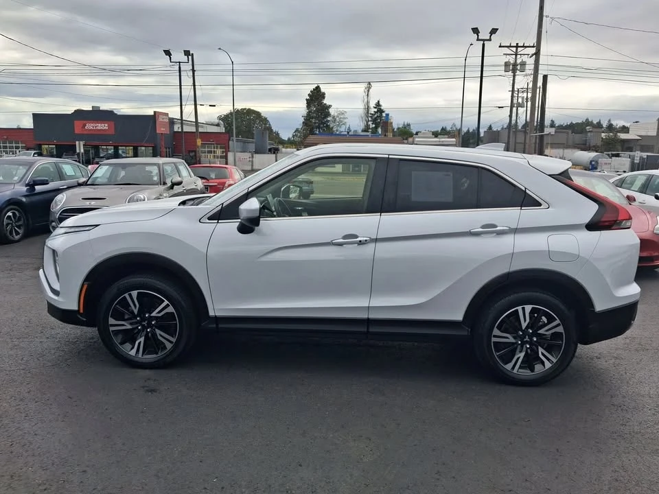 2023 Mitsubishi Eclipse Cross - Image 6 of 20