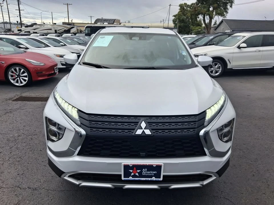 2023 Mitsubishi Eclipse Cross - Image 4 of 20