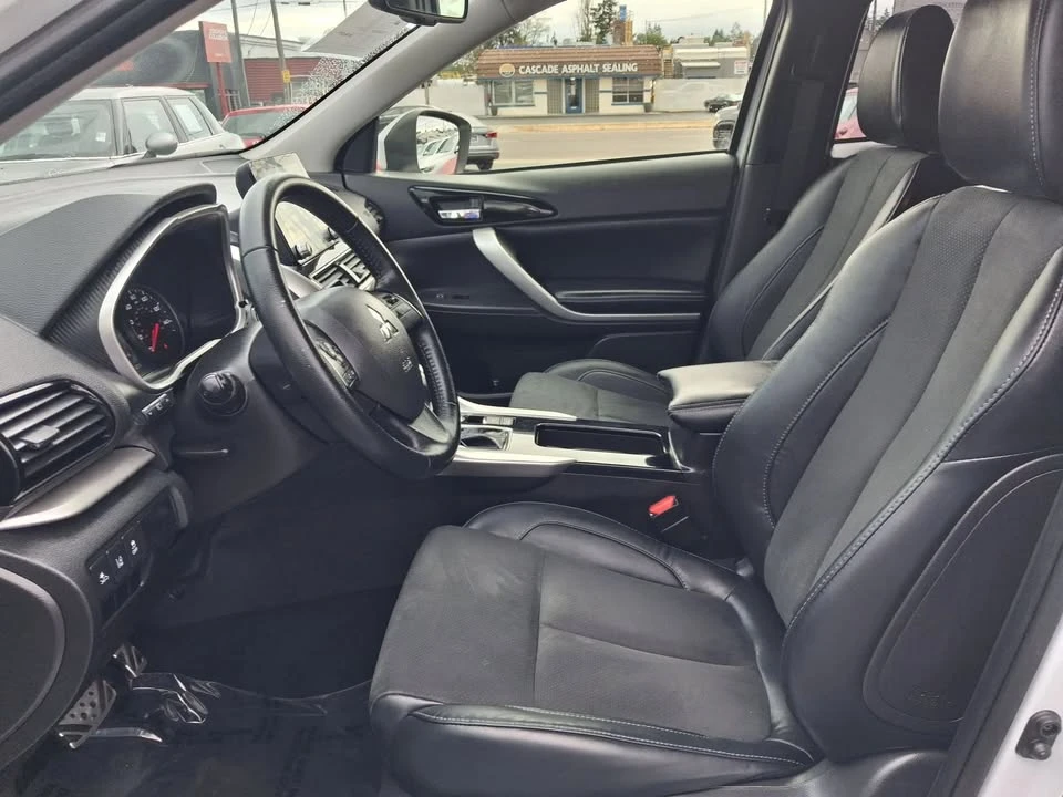 2023 Mitsubishi Eclipse Cross - Image 16 of 20