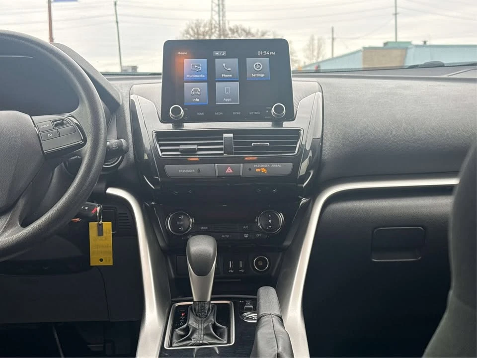 2023 Mitsubishi Eclipse Cross - Image 12 of 20