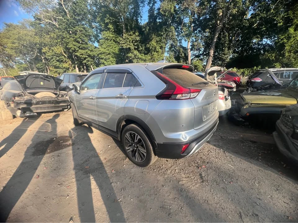 2023 Mitsubishi Eclipse Cross - Image 3 of 4