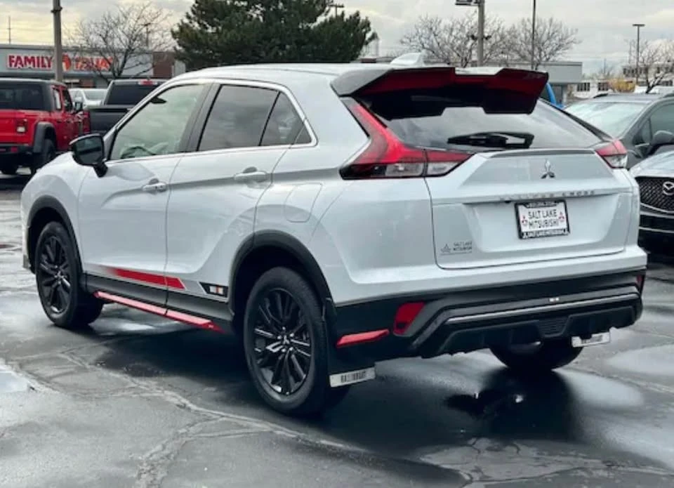 2023 Mitsubishi Eclipse Cross - Image 3 of 8