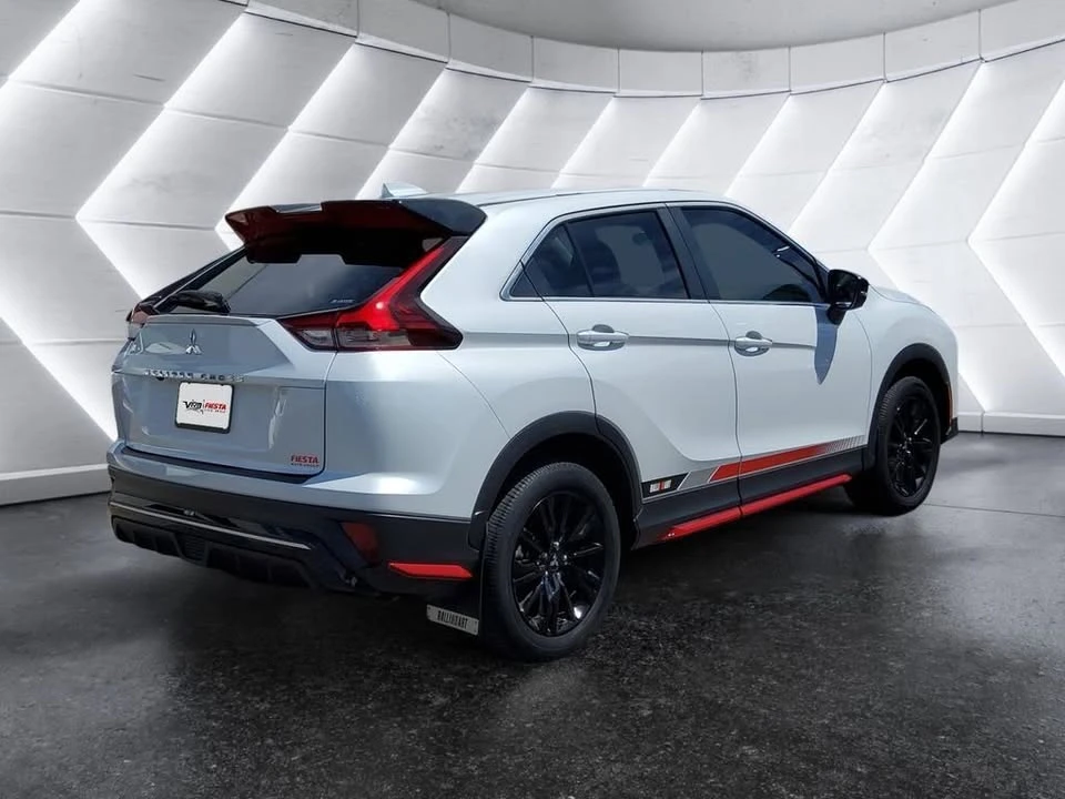 2023 Mitsubishi Eclipse Cross - Image 2 of 6