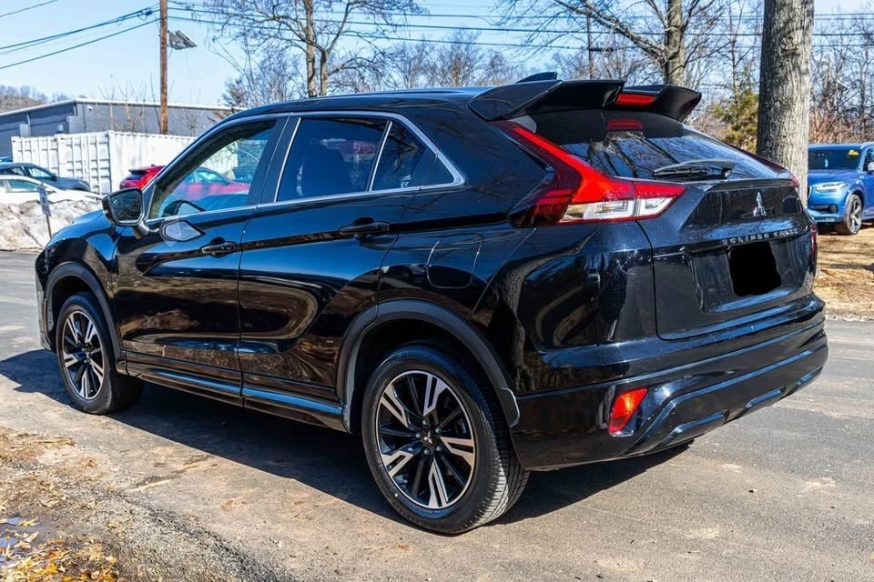 2023 Mitsubishi Eclipse Cross - Image 2 of 6