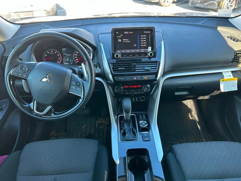 2023 Mitsubishi Eclipse Cross - Image 8 of 19