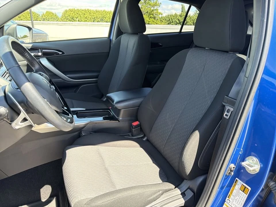 2023 Mitsubishi Eclipse Cross - Image 8 of 16