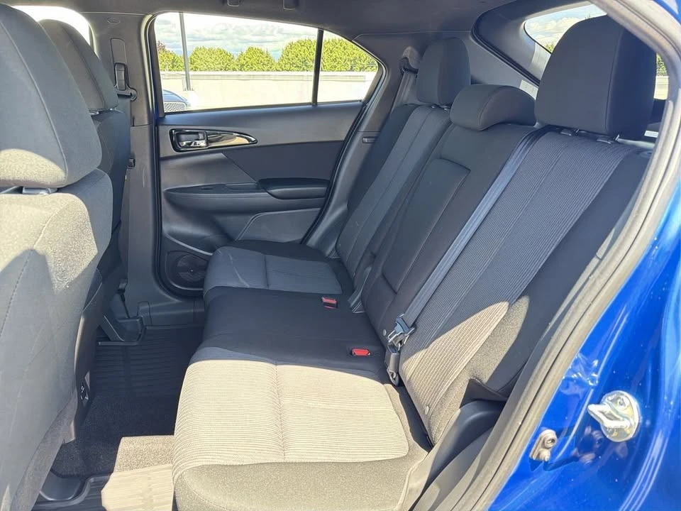 2023 Mitsubishi Eclipse Cross - Image 9 of 16