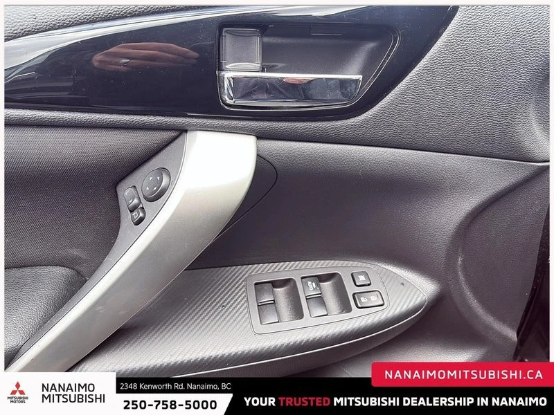 2023 Mitsubishi Eclipse Cross - Image 12 of 19