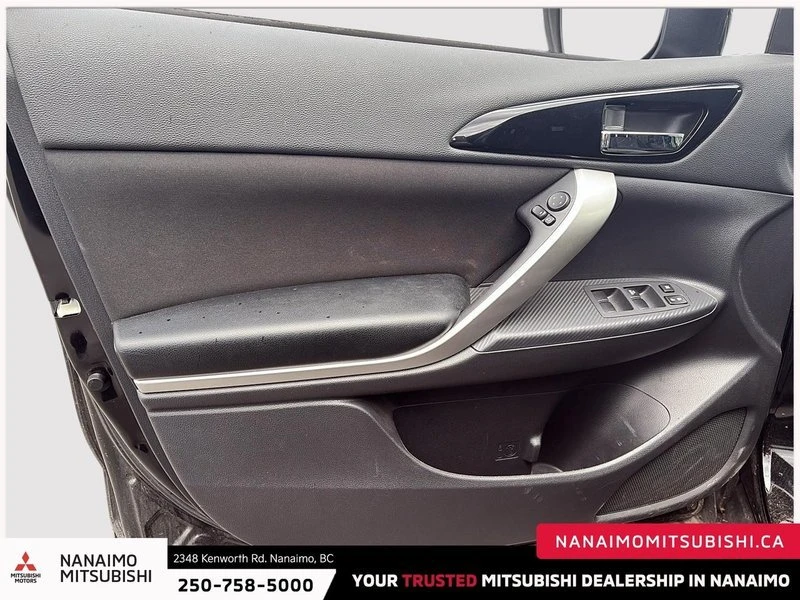 2023 Mitsubishi Eclipse Cross - Image 11 of 19