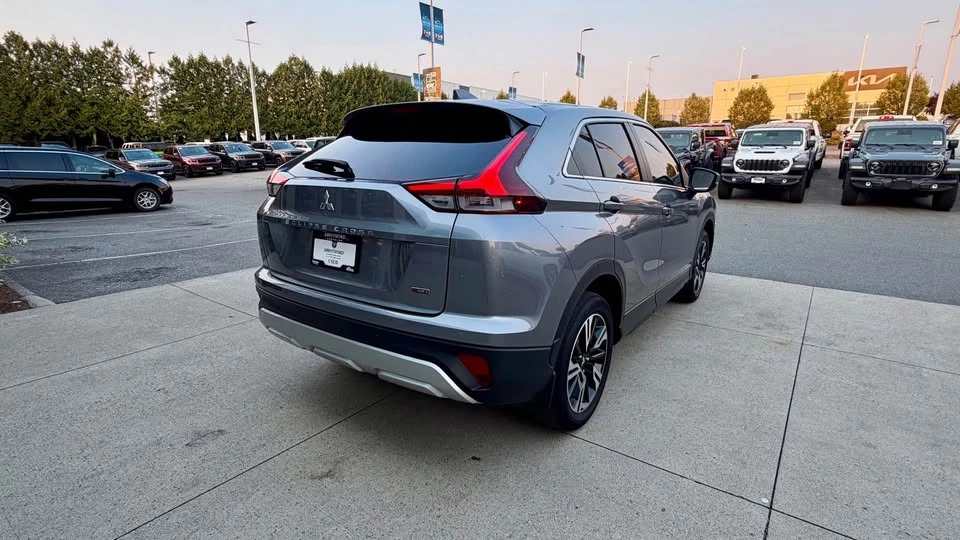 2023 Mitsubishi Eclipse Cross - Image 4 of 14