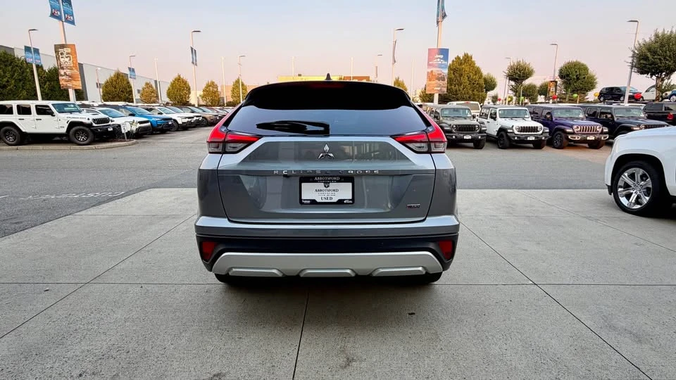 2023 Mitsubishi Eclipse Cross - Image 5 of 14