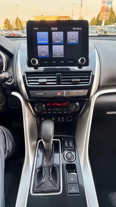 2023 Mitsubishi Eclipse Cross - Image 11 of 14