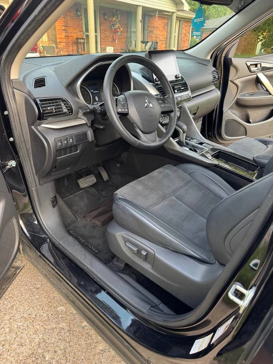 2023 Mitsubishi Eclipse Cross - Image 18 of 22