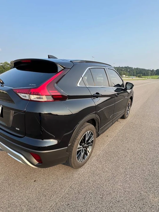 2023 Mitsubishi Eclipse Cross - Image 7 of 22