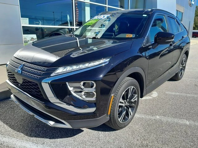 2023 Mitsubishi Eclipse Cross - Image 2 of 19