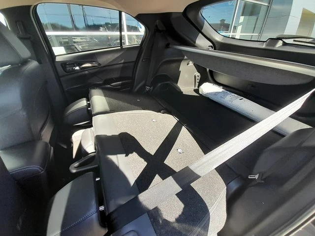 2023 Mitsubishi Eclipse Cross - Image 10 of 19