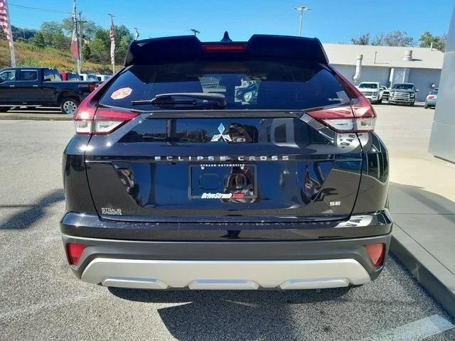 2023 Mitsubishi Eclipse Cross - Image 4 of 19
