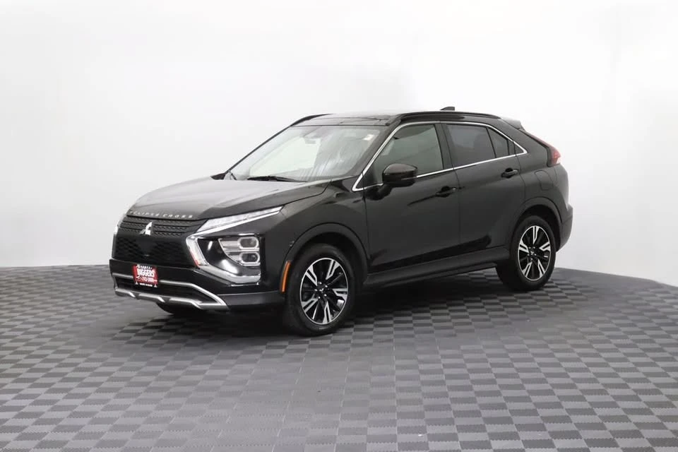 2023 Mitsubishi Eclipse Cross - Image 3 of 20