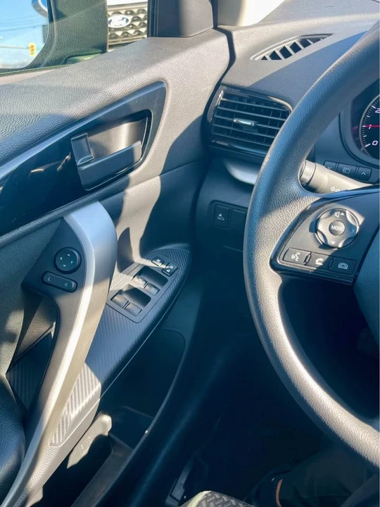 2023 Mitsubishi Eclipse Cross - Image 17 of 18