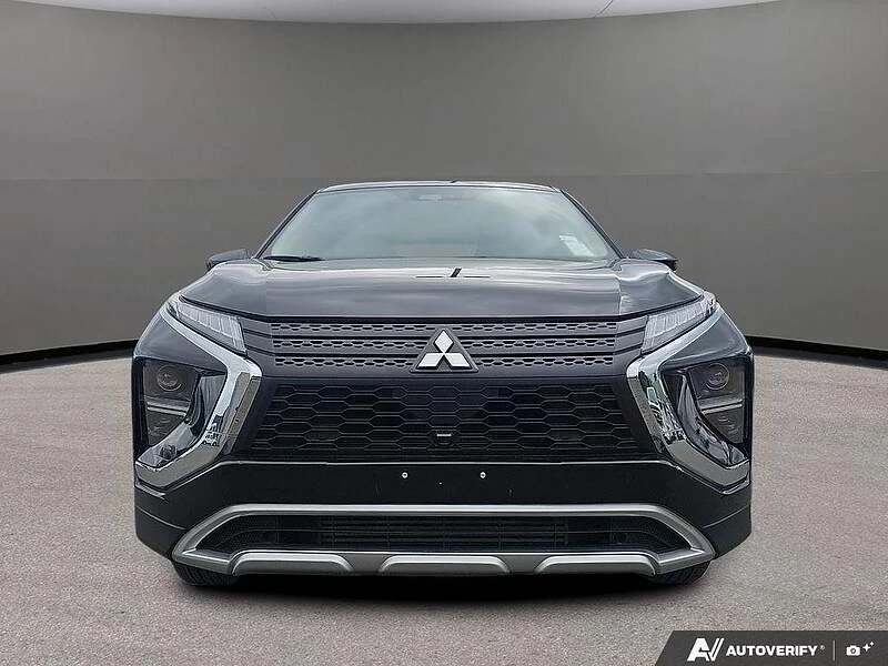 2023 Mitsubishi Eclipse Cross - Image 2 of 20