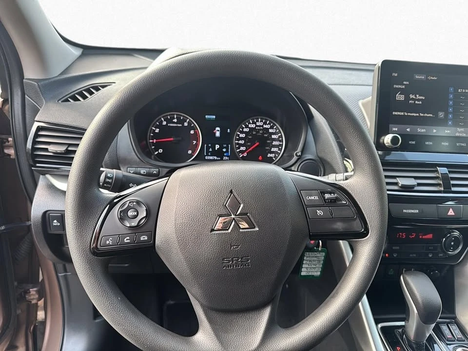 2023 Mitsubishi Eclipse Cross - Image 11 of 20