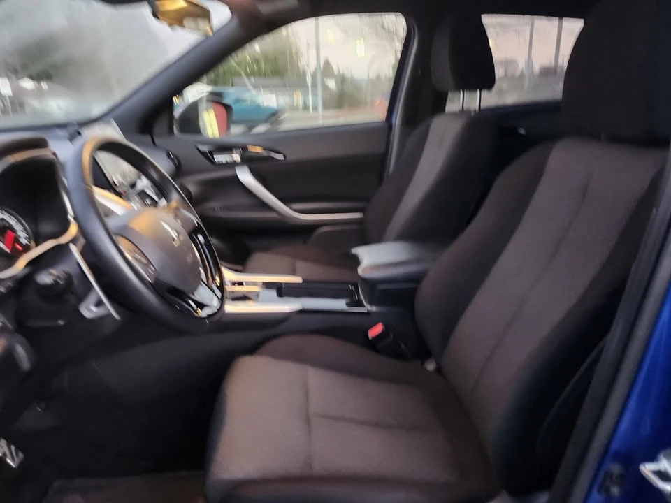 2023 Mitsubishi Eclipse Cross - Image 5 of 11