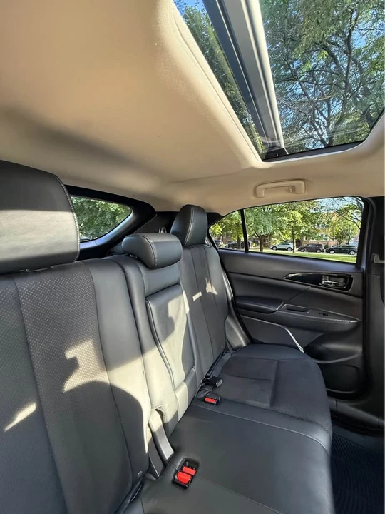 2023 Mitsubishi Eclipse Cross - Image 10 of 19