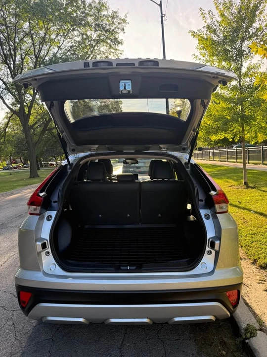 2023 Mitsubishi Eclipse Cross - Image 6 of 19