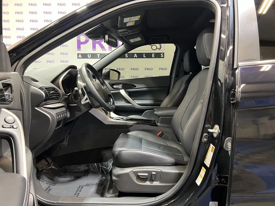 2023 Mitsubishi Eclipse Cross - Image 8 of 20