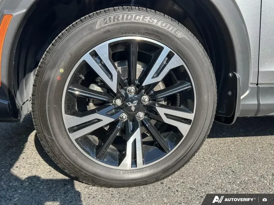 2023 Mitsubishi Eclipse Cross - Image 7 of 16