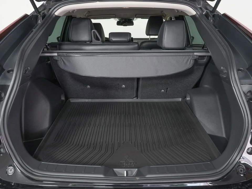 2023 Mitsubishi Eclipse Cross - Image 10 of 20
