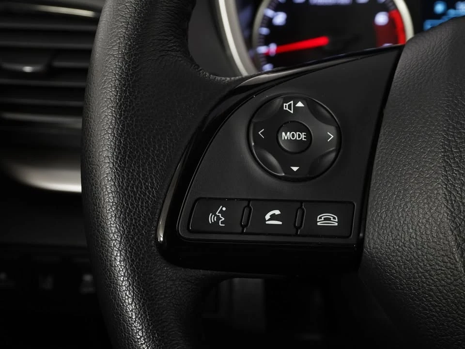2023 Mitsubishi Eclipse Cross - Image 18 of 20