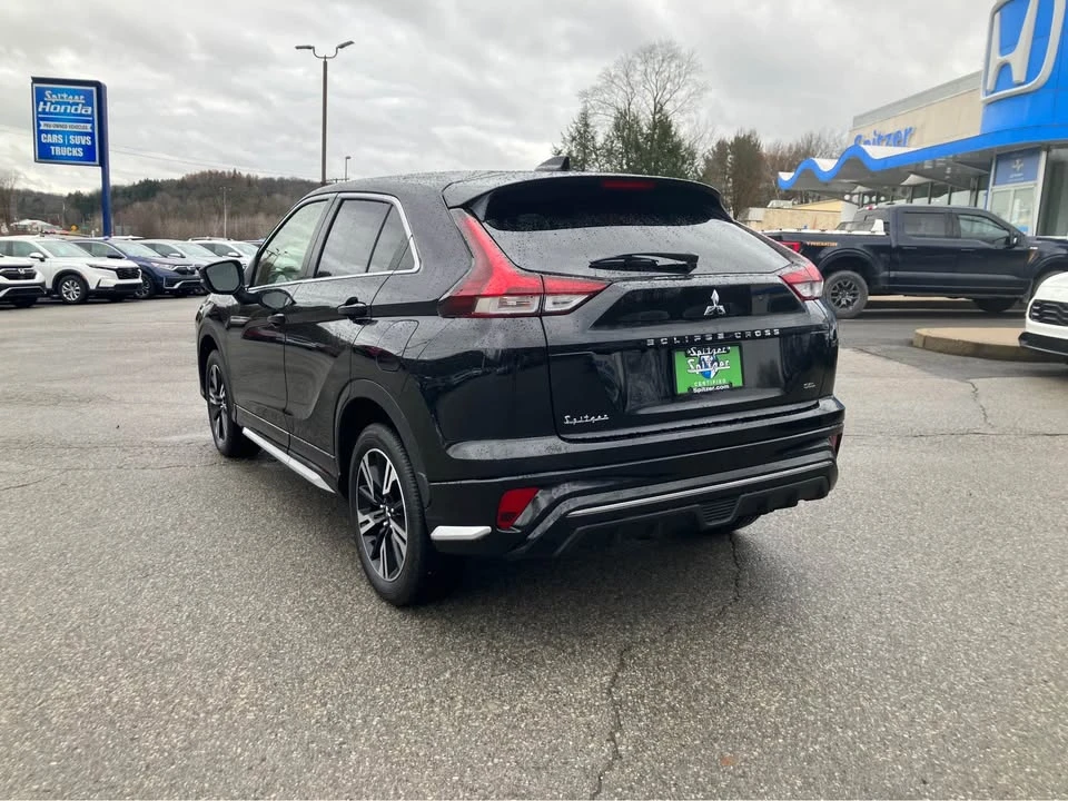 2023 Mitsubishi Eclipse Cross - Image 3 of 13