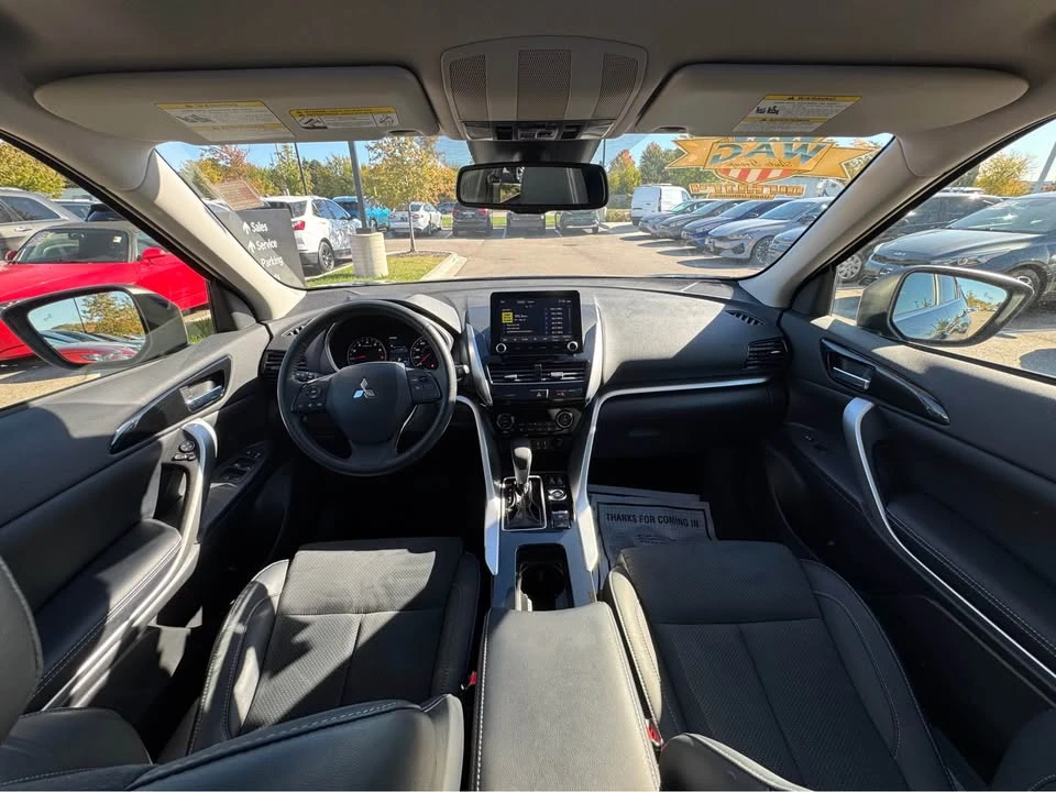 2023 Mitsubishi Eclipse Cross - Image 9 of 17
