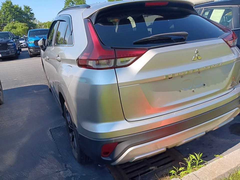 2023 Mitsubishi Eclipse Cross - Image 4 of 4