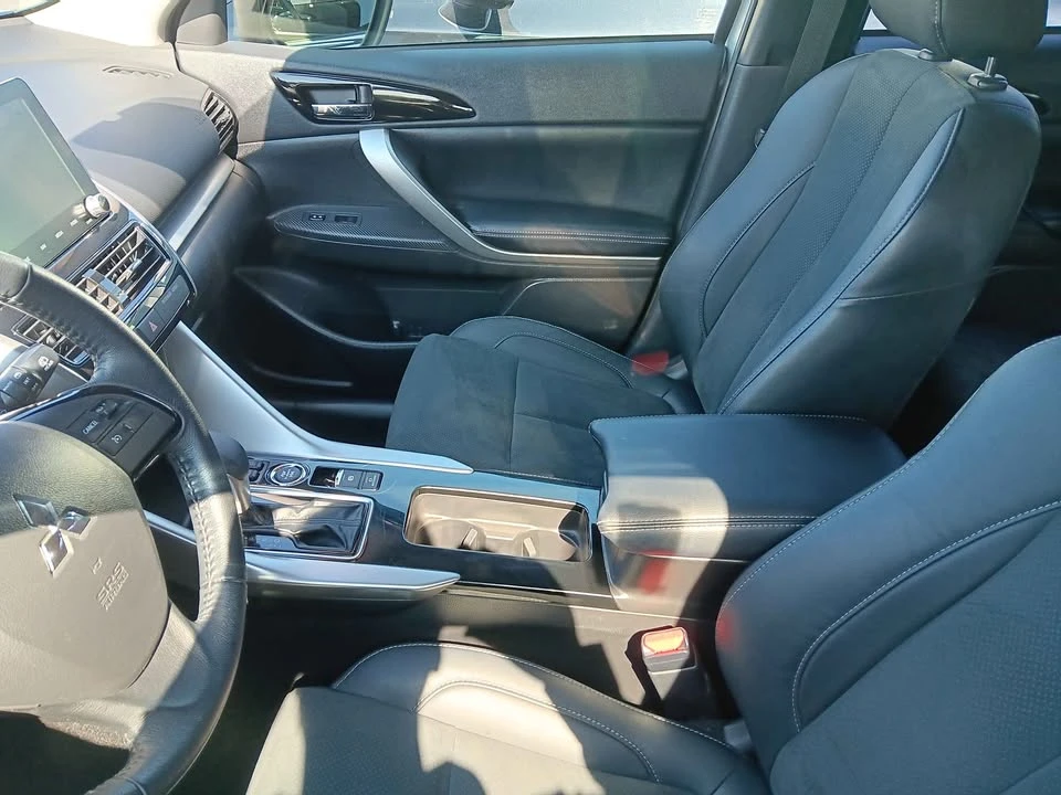 2023 Mitsubishi Eclipse Cross - Image 3 of 4